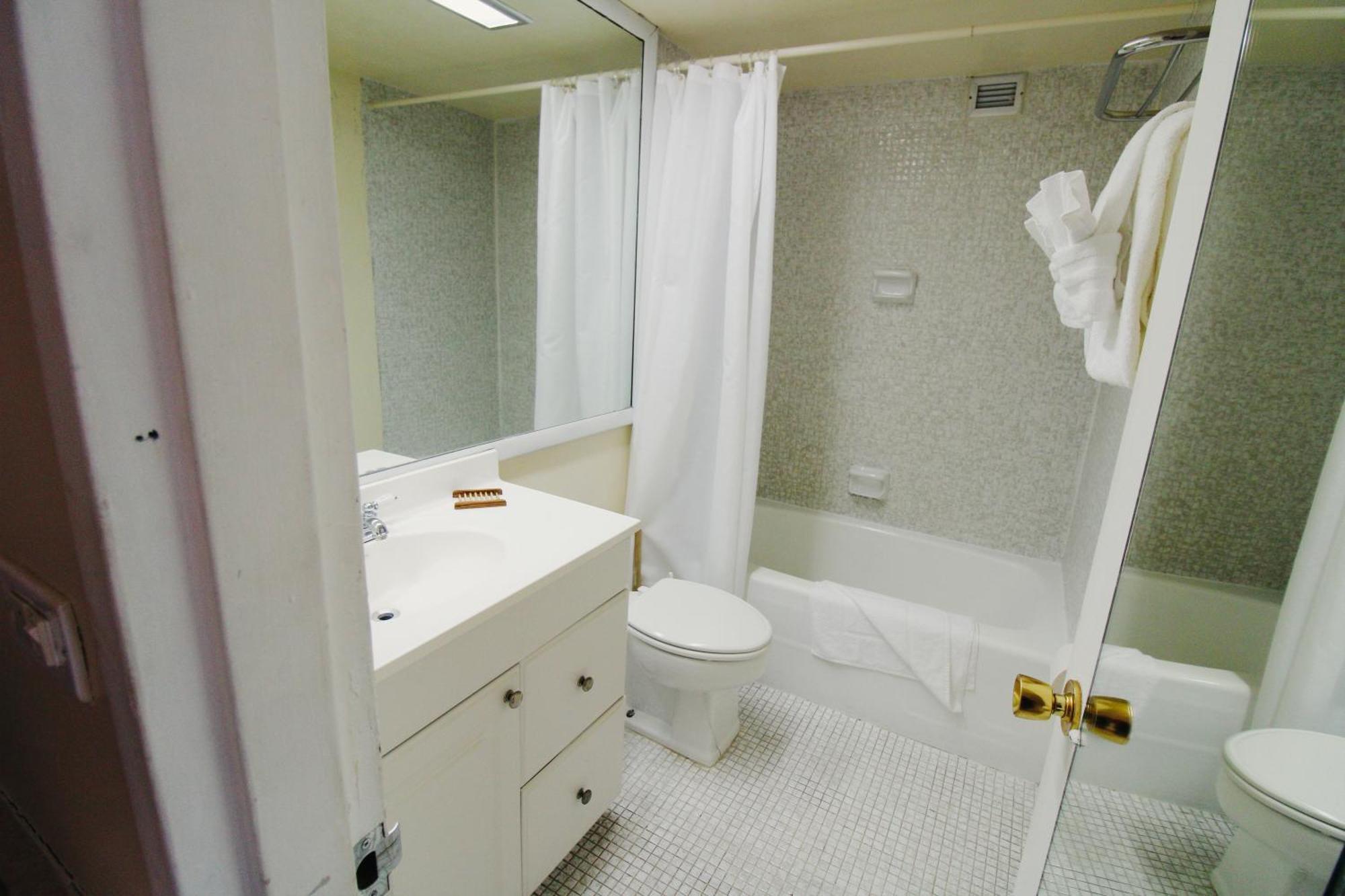 Castle 1733 Ocean View Studio With Direct Beach Access, Pool, Tennis & Free Parking Miami Beach Dış mekan fotoğraf