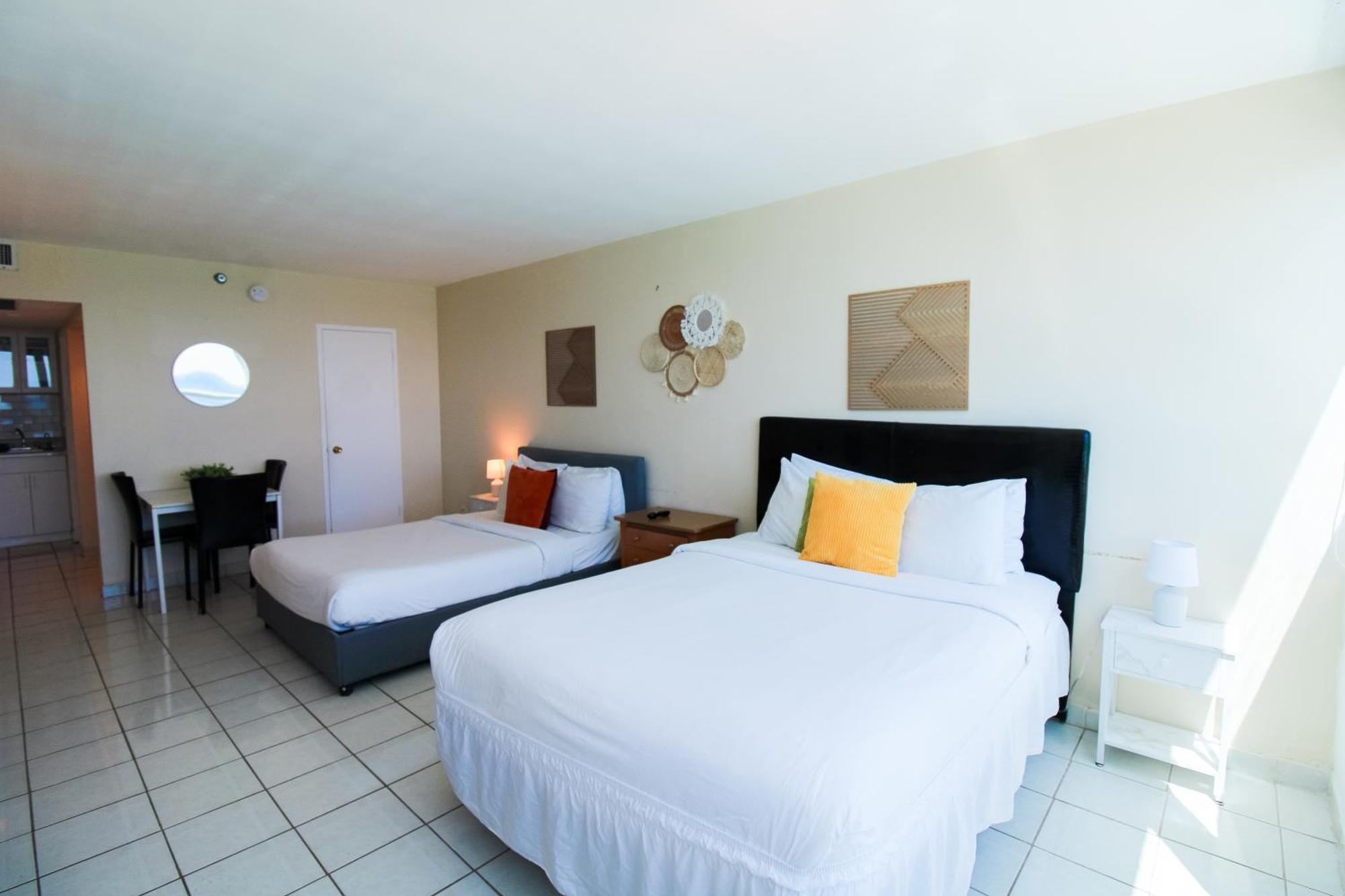 Castle 1733 Ocean View Studio With Direct Beach Access, Pool, Tennis & Free Parking Miami Beach Dış mekan fotoğraf