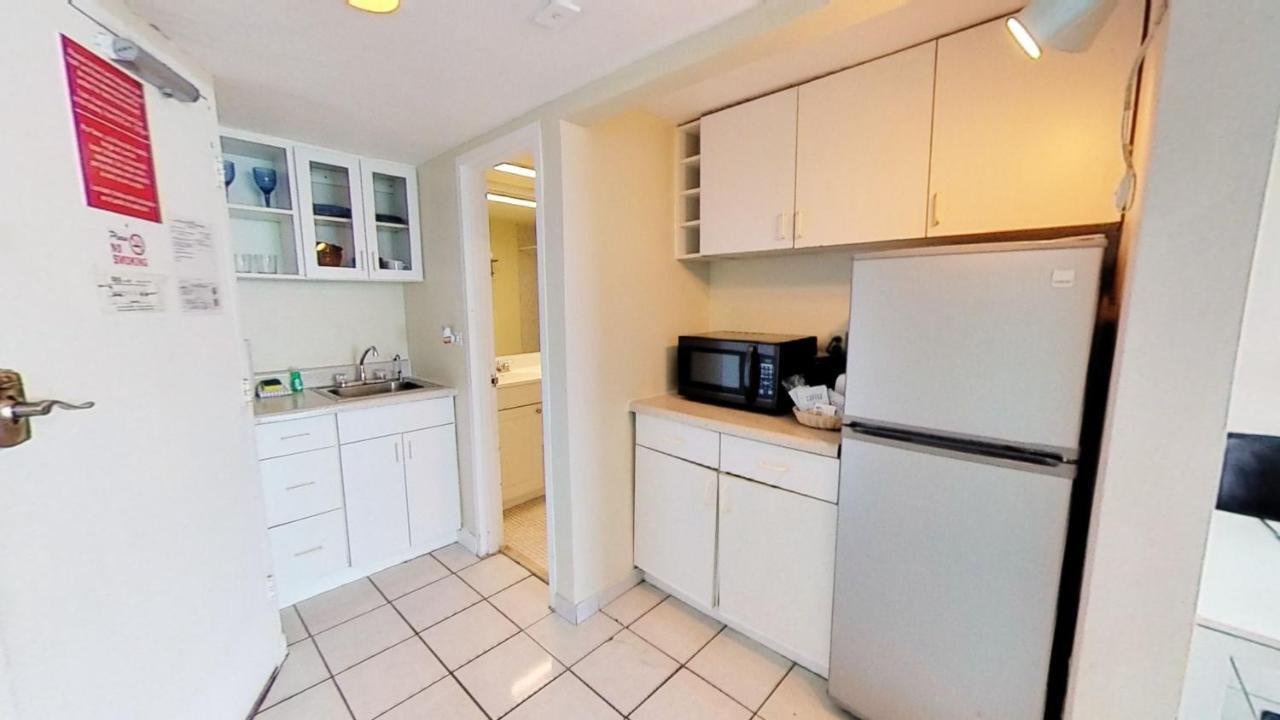 Castle 1733 Ocean View Studio With Direct Beach Access, Pool, Tennis & Free Parking Miami Beach Dış mekan fotoğraf